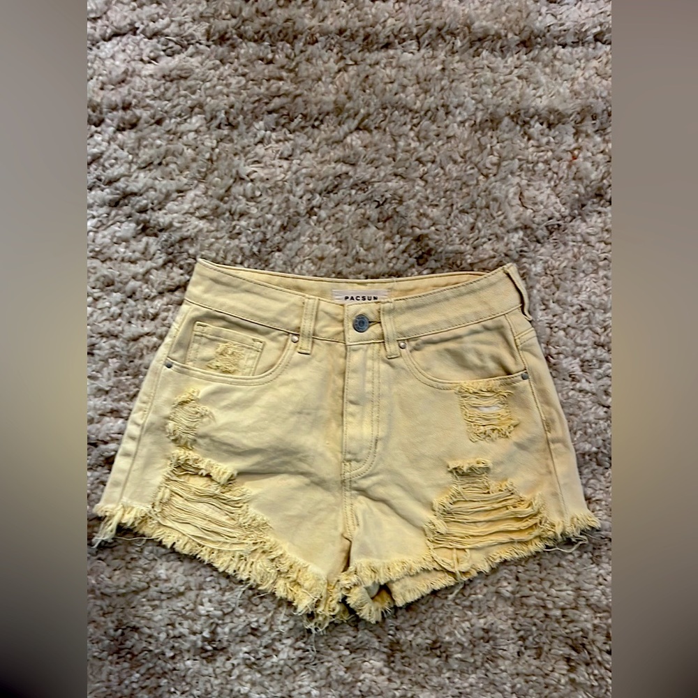New Low Pri$e! PacSun mom shorts size 23
